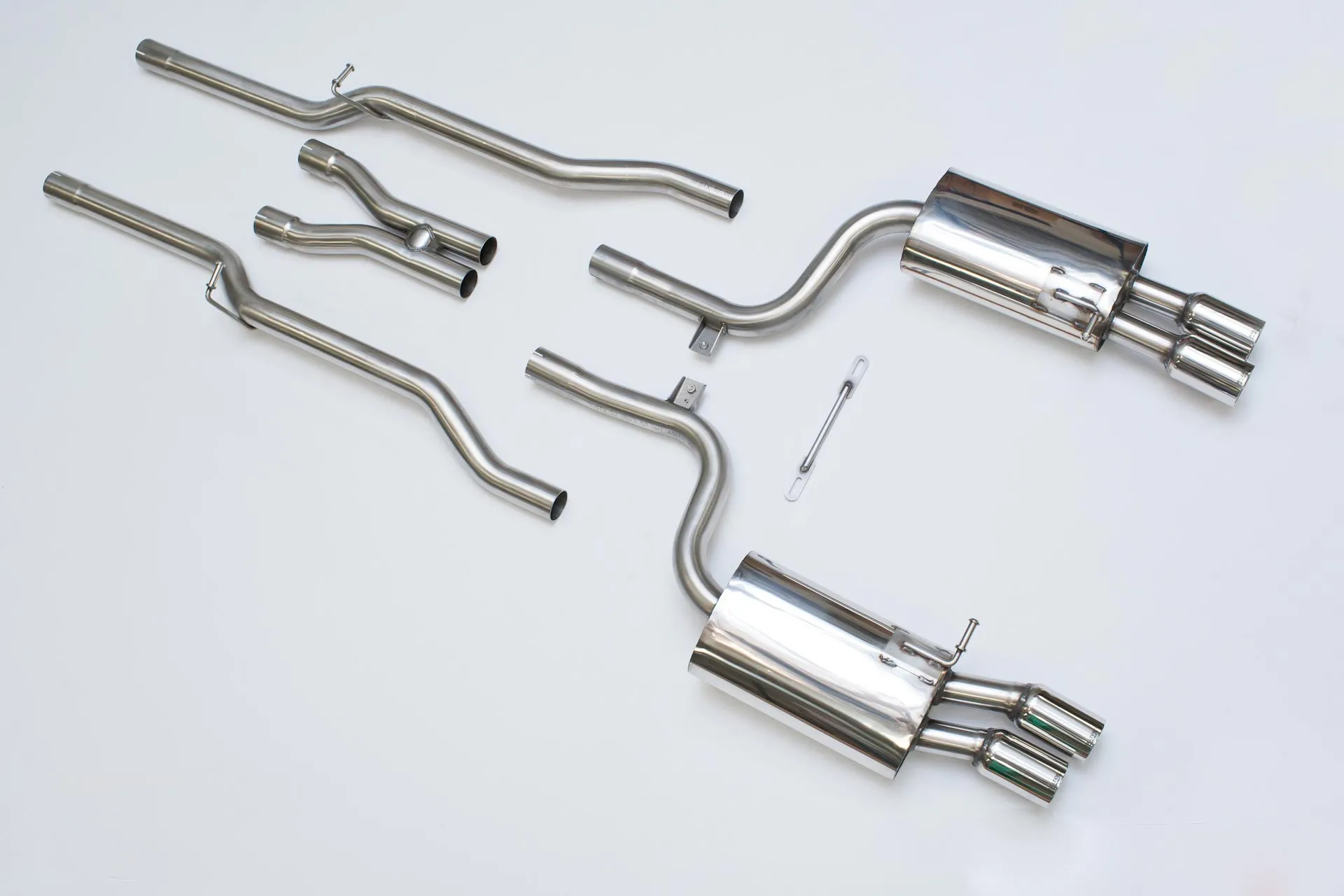Milltek Cat-back Non-Resonated / Quad 76.2mm Tailpipes SSXAU048 – Audi S4 4.2 V8 quattro B7 Saloon/Sedan Avant & Cabriolet